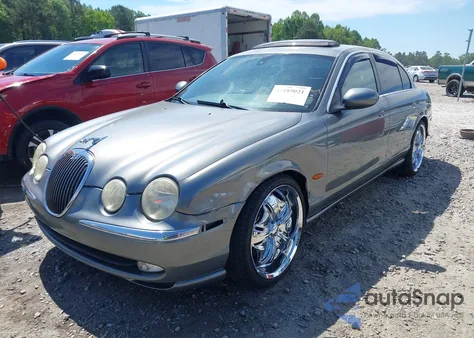 2003 Jaguar S-Type 4.2L V8 из США, поврежденный, VIN SAJEA01U93HM87534
